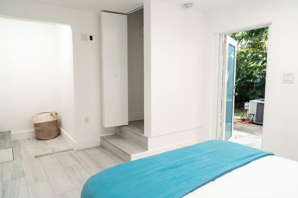 Luxury Retreat 3B ,2Ba Pool , Coral Gables Center Βίλα Μαϊάμι Εξωτερικό φωτογραφία