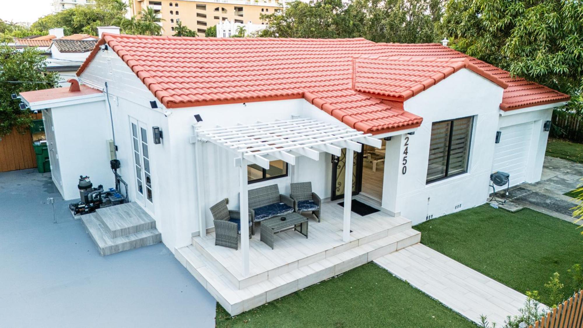 Luxury Retreat 3B ,2Ba Pool , Coral Gables Center Βίλα Μαϊάμι Εξωτερικό φωτογραφία